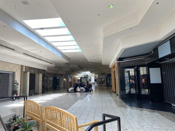 Lakeview Square Mall - May 29 2022